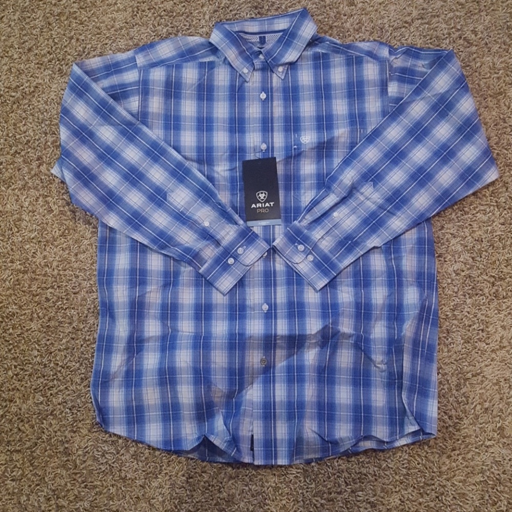 BRAND NEW, NEVER WORN Ariat Pro Long-sleeved shirt